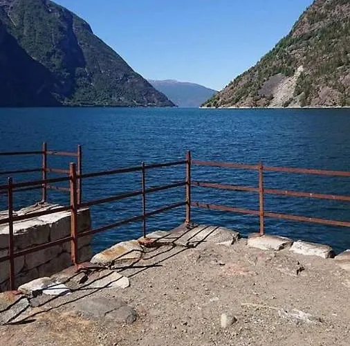 Hillegard 公寓 Lærdalsøyri