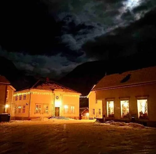 Hillegard Lærdalsøyri